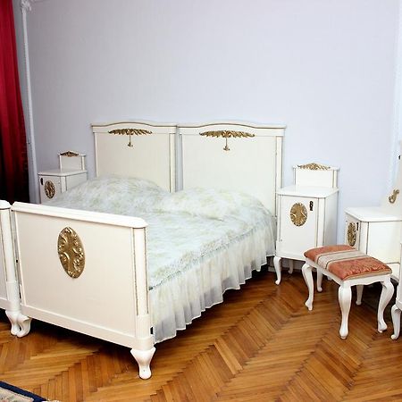 Mosaico Alfetta Hostel Timisoara Phòng bức ảnh