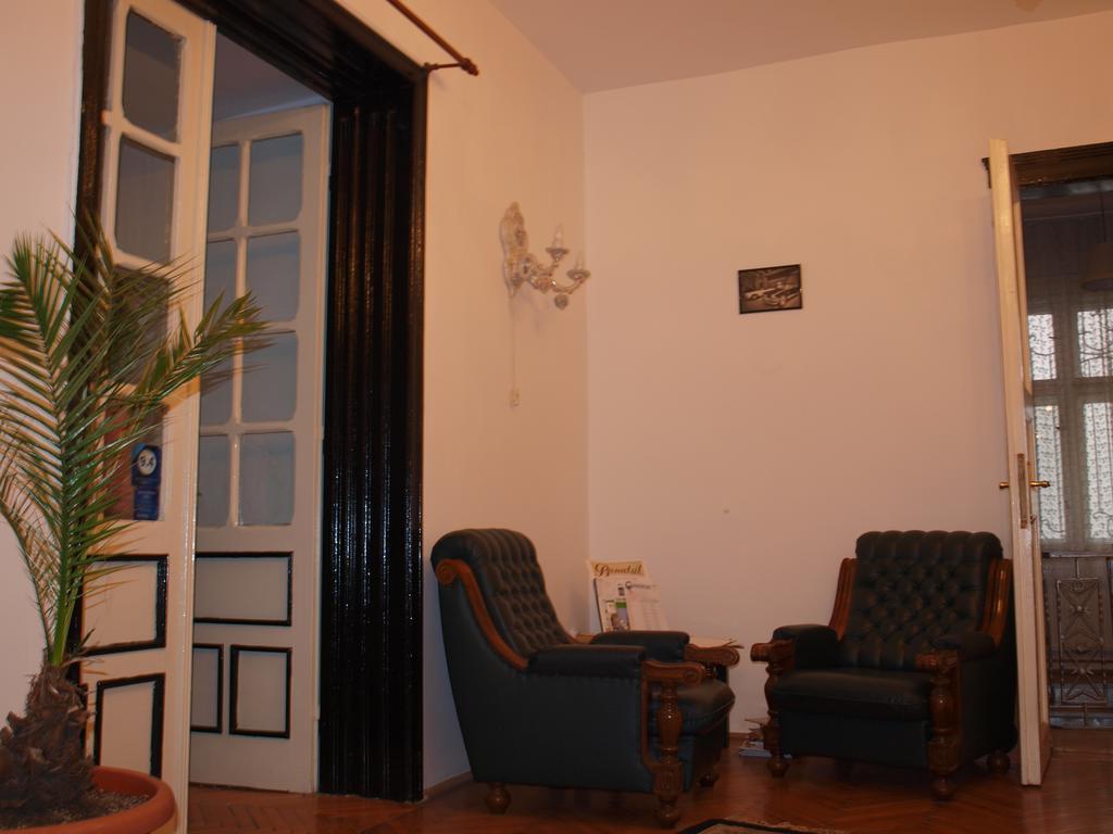 Mosaico Alfetta Hostel Timisoara Ngoại thất bức ảnh